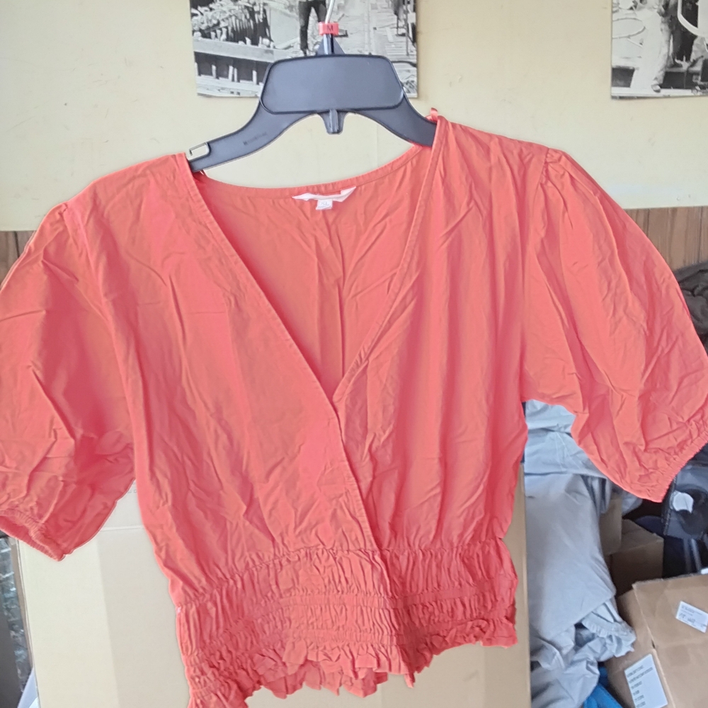 Women's Coral Top